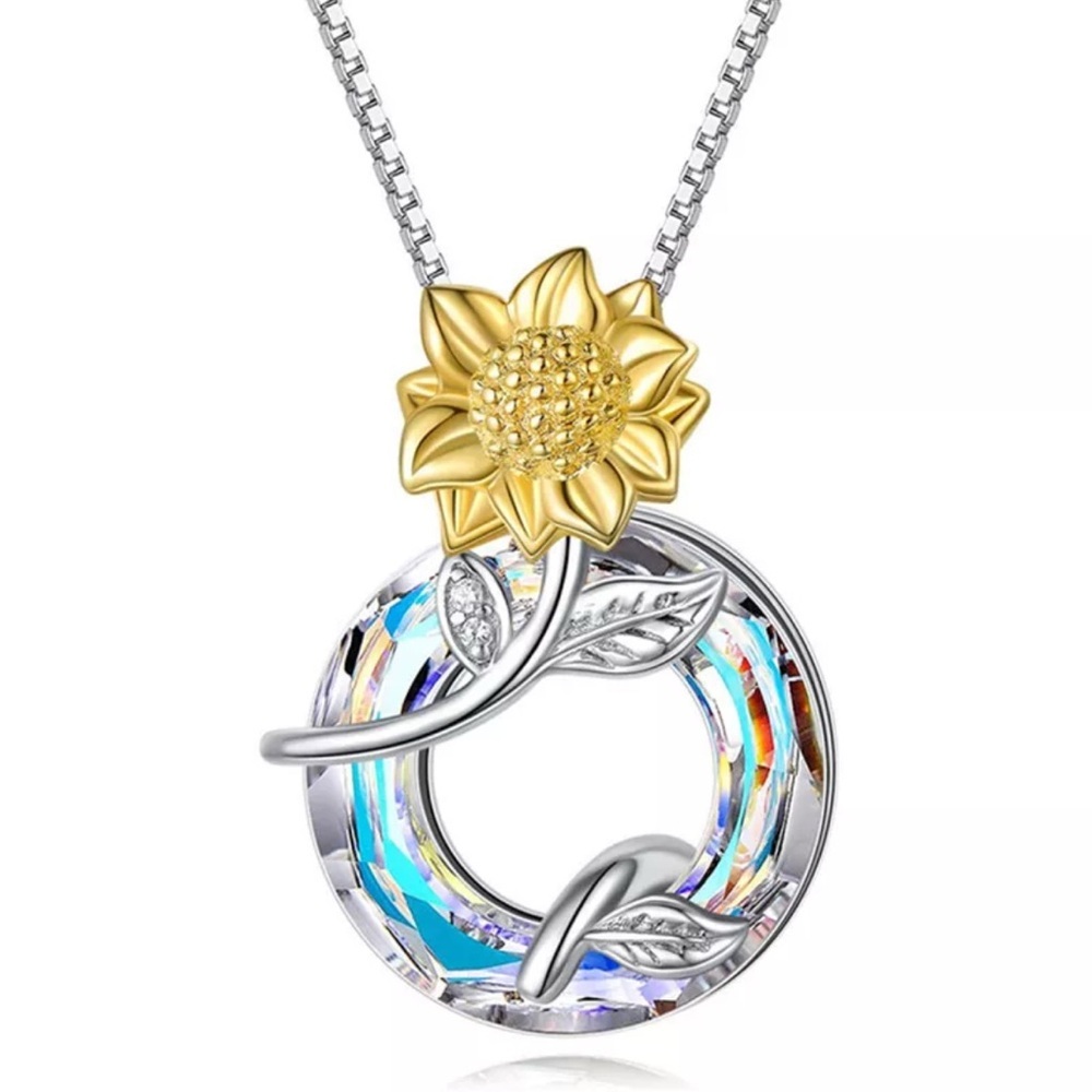 Exquisite fashion Sunflower Pendant Necklace for Women Silver
